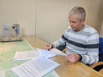 Podpis najemne pogodbe za otroško letovišče Pinea