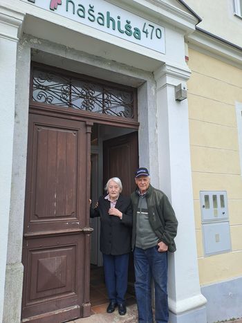 Z gospo Marijo sva se odpravili na kraj njenega prvega službovanja