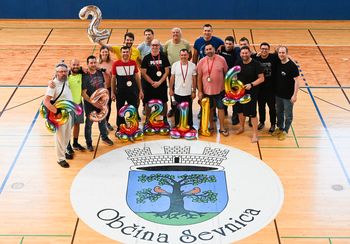 Na badminton turnirju Sevnica Open zmagal Damir Škerl