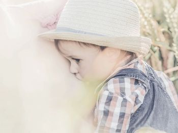UNICEF je v okviru projekta Dojenju prijazna mesta pripravil anketo za matere