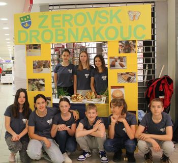 Srebrni na festivalu Turizmu pomaga lastna glava Srebrni na festivalu Turizmu pomaga lastna glava