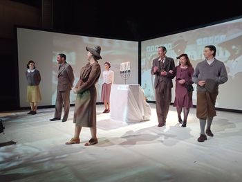 Gledališka predstava Dnevnik Ane Frank, Mini teater