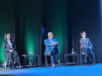 podžupanja Zuhra Jovanovič, župan Zlatko Usenik in podžupanja Mira Žagar
