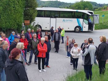 Čebelarji ČD Maribor – mesto na obisku pri vojniških čebelarjih