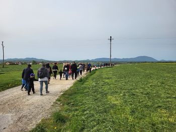 Pohod z babicami in dedki