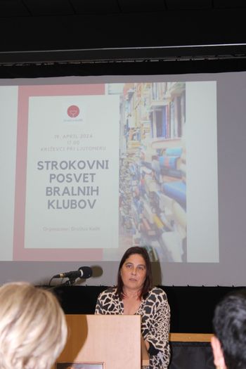Strokovni posvet bralnih klubov