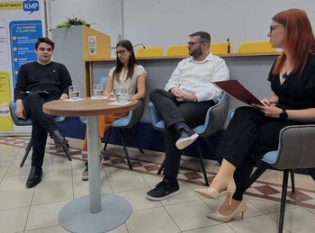 Aprila pestro v Klubu poslovne odličnosti