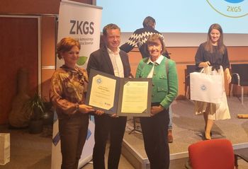 Komunala Sevnica kot prva v Posavju za varovanje vodnih virov prejela zlati certifikat 
