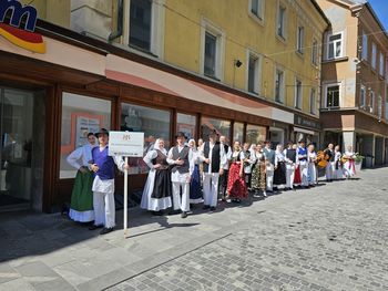 KD Celjska folklorna skupina  je nastopila na otvoritvi Tedna ljubiteljske kulture na Glavnem trgu v Celju 