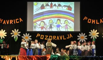 Vrtec Mavrica pozdravlja pomlad