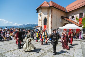 16. Srednjeveški dnevi
