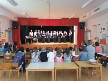 OBISK PEVSKEGA ZBORA PETRA LIKARJA