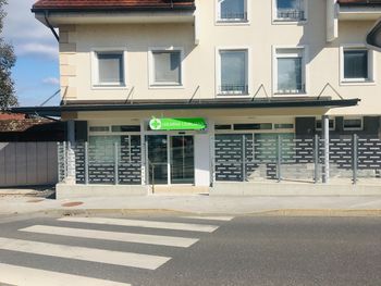 Zapiranje Lekarniške podružnice Podpeč v času koriščenja letnega dopusta