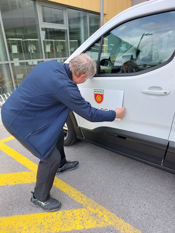 Zeleni prehod v občini Logatec tudi z novim vozilom za prostoferja 