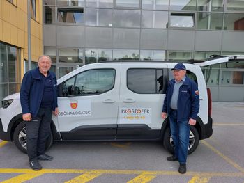 Zeleni prehod v občini Logatec tudi z novim vozilom za prostoferja 