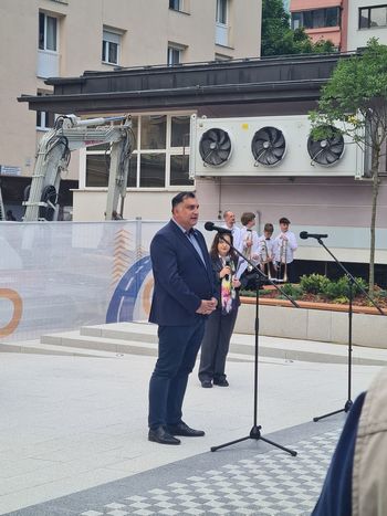 Trg prijateljstva pobratenih mest Nagolda in Jesenic