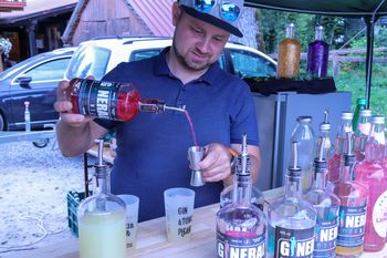 Savinja beer Fest: Gineral z ginom, ki spreminja barvo