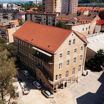Korak bližje k prenovi Kajuhovega doma