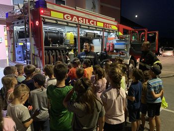 Poletna noč v šoli