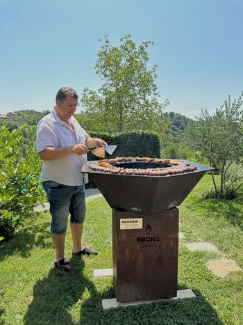 Vrtni žar, Megamik pečarstvo