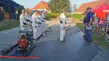 Video novica: Na zadnjo avgustovsko soboto je v Gotovljah potekalo tekmovanje s starimi gasilskimi brizgalnami 