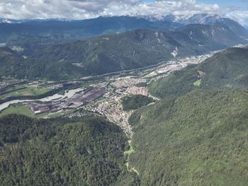 Projekt sanacije zemeljskih plazov v zaledju Koroške Bele