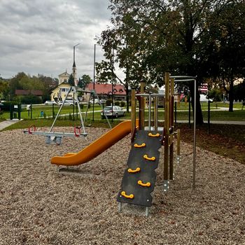 Novi igrišči za prebivalce Teharij in Trnovelj