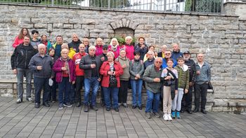 Vedrinovci na obisku v Vipavski dolini in Goriških Brdih Vedrinovci na obisku v Vipavski dolini in Goriških Brdih