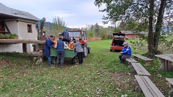 Na Erčevi žagi smo kožuhali in imeli delavnico Bučni strah