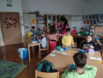 PREDSTAVITEV POKLICEV V TRETJEM RAZREDU PODRUŽNICE KOSTANJEVICA NA KRASU