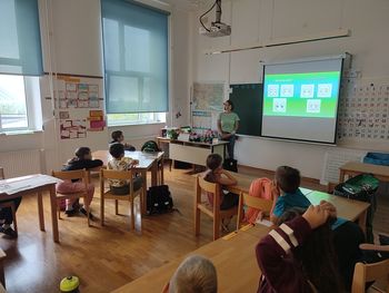 PREDSTAVITEV POKLICEV V TRETJEM RAZREDU PODRUŽNICE KOSTANJEVICA NA KRASU