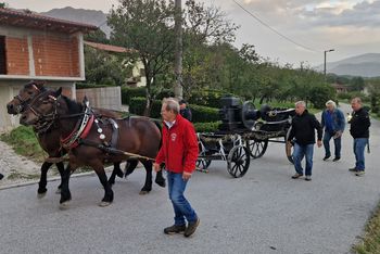 Krajevni praznik v Žapužah ob 80-letnici požiga vasi