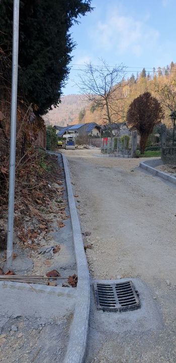 Zaključuje se obnova ceste v KS Sava