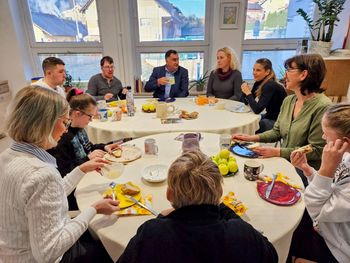 Tradicionalni slovenski zajtrk na OŠ Toneta Čufarja in OŠ Poldeta Stražišarja