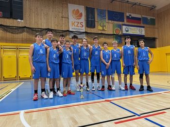Prehodni pokal osvojila ekipa OŠ Žiri
