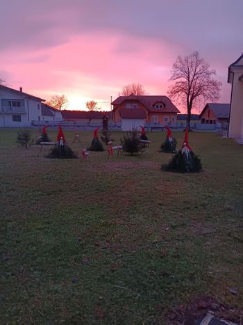 Pravljična dežela škratov in jelenčkov v Kungoti Pravljična dežela škratov in jelenčkov v Kungoti