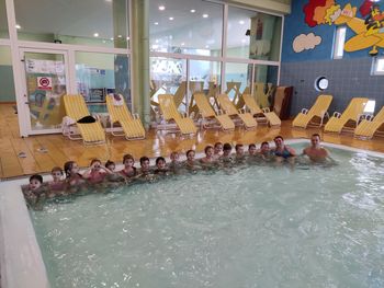 Otroci iz Vrtca Cirkovce na plavalnem tečaju