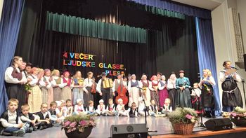 4. večer ljudske glasbe in plesa