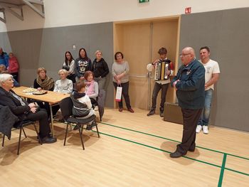 Srečanje za starejše krajanke in krajane v KS Hrušica