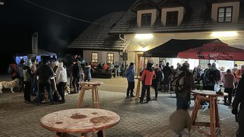 32. nočni pohod na Polhograjsko Grmado 32. nočni pohod na Polhograjsko Grmado