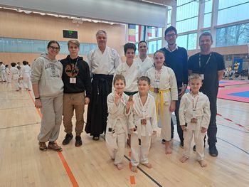 KARATE KLUB KENSEI USPEŠEN NA 2. POKALNI TEKMI SZTK - BOŽIČNI TURNIR KIMON OPEN 2024