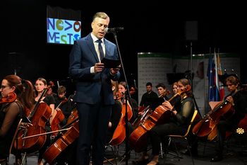 Novomeški simfoniki navdušili s tradicionalnim koncertom