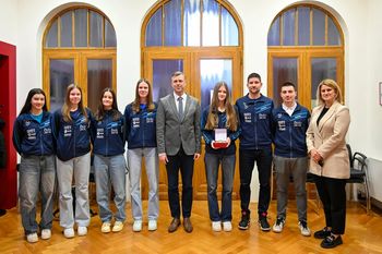 Župan sprejel namiznoteniške igralke z naslovom državnih prvakinj