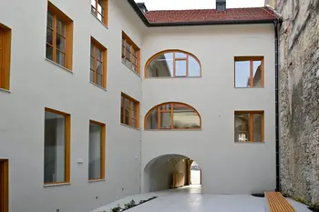 Posebno priznanje Šole prenove za kakovostno prenovo Glavnega trga 2