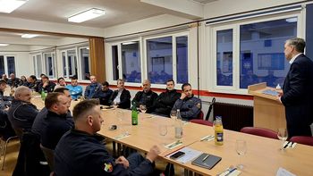 Župan z gasilci podpisal anekse o letnem financiranju gasilske službe