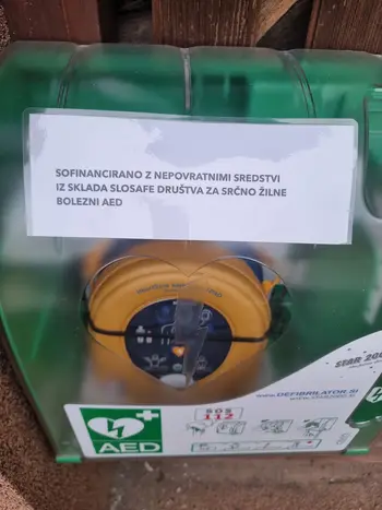 Predstavitev delovanja in pravilne uporabe defibrilatorja (AED) ter prikaz   temeljnih postopkov oživljanja ob njegovi uporabi