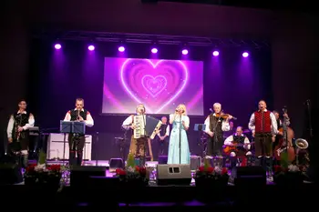 Veliki dobrodelni koncert: 40 let Ansambla Stanka Mikola in 10 let Orkestra Mikola