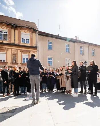 Navdihujoč, visoko kakovosten in spektakularen pevski praznik v Celju