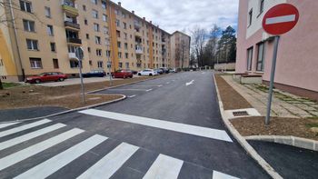Zaključena izgradnja novega parkirišča na Cesti Cirila Tavčarja 3B