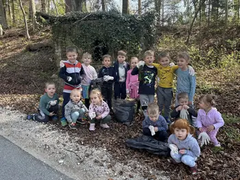 Foto utrinki: Naši vrtci v čistilni akciji